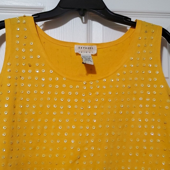 Yellow Sequined top. - Picture 2 of 8